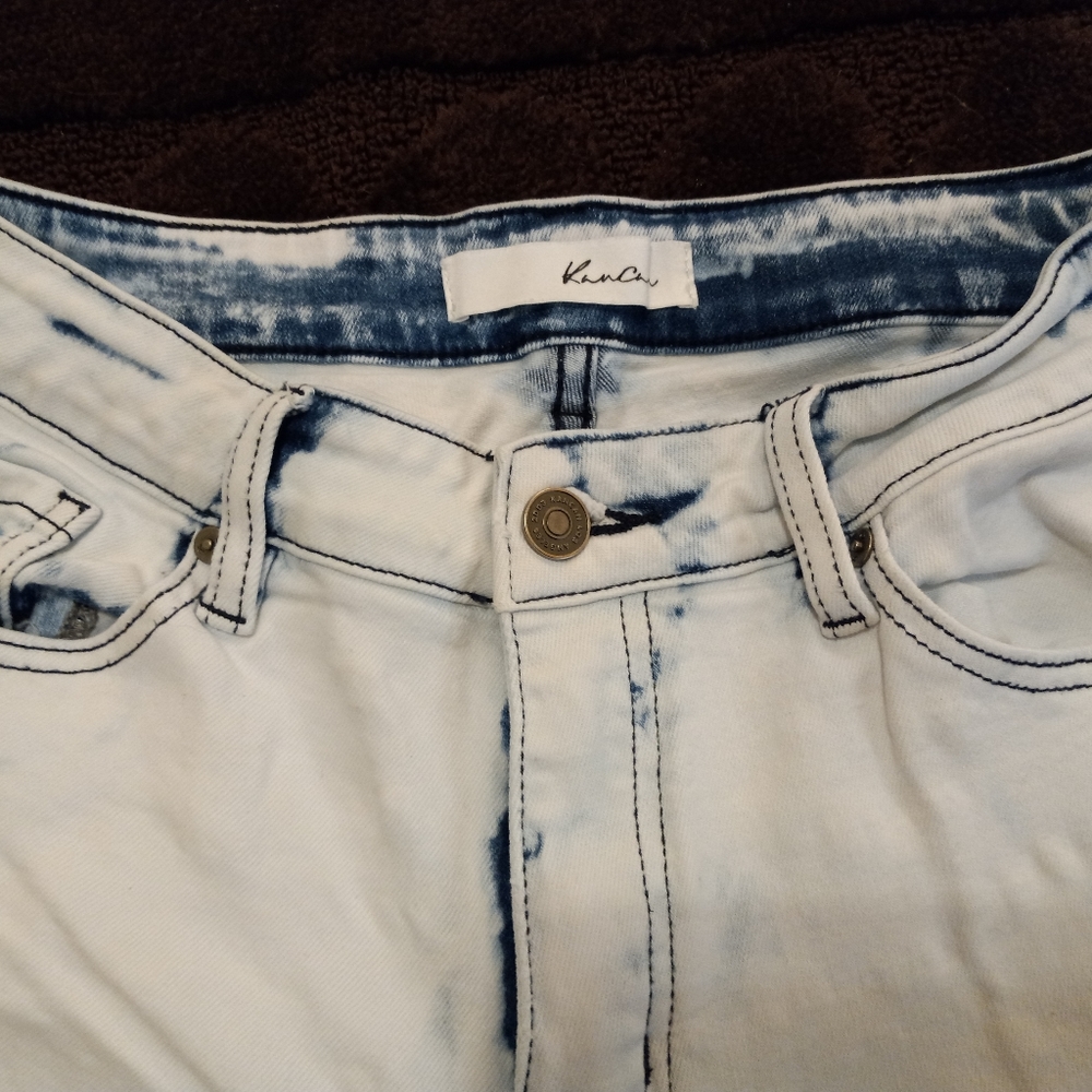 KANCAN SIZE 9 or 28 JEANS